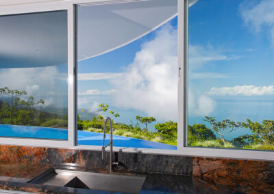 Kitchen Ocean And Whale's Tale View Casa De Luz